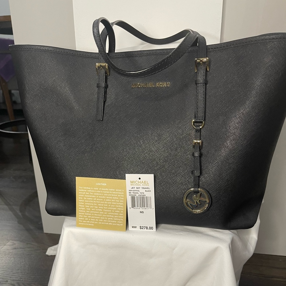 Authentic Michael Kors Black Leather Tote
